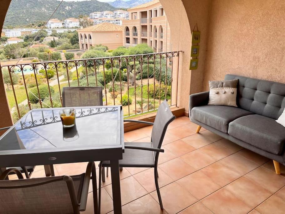 Joli Studio Tout Confort Proche Toutes Commodites Dans Residence Calme เอลเลอรูซ ภายนอก รูปภาพ