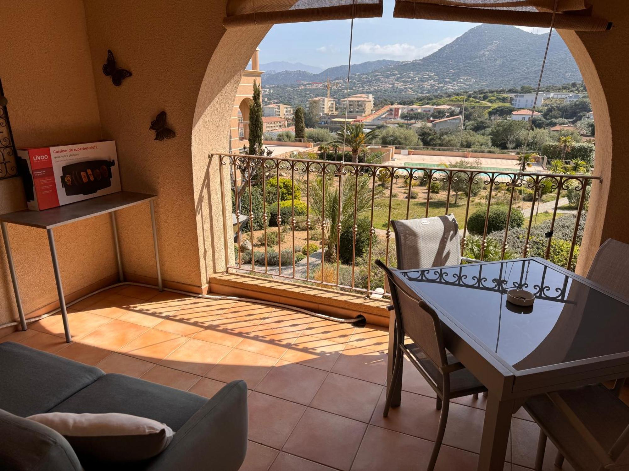 Joli Studio Tout Confort Proche Toutes Commodites Dans Residence Calme เอลเลอรูซ ภายนอก รูปภาพ